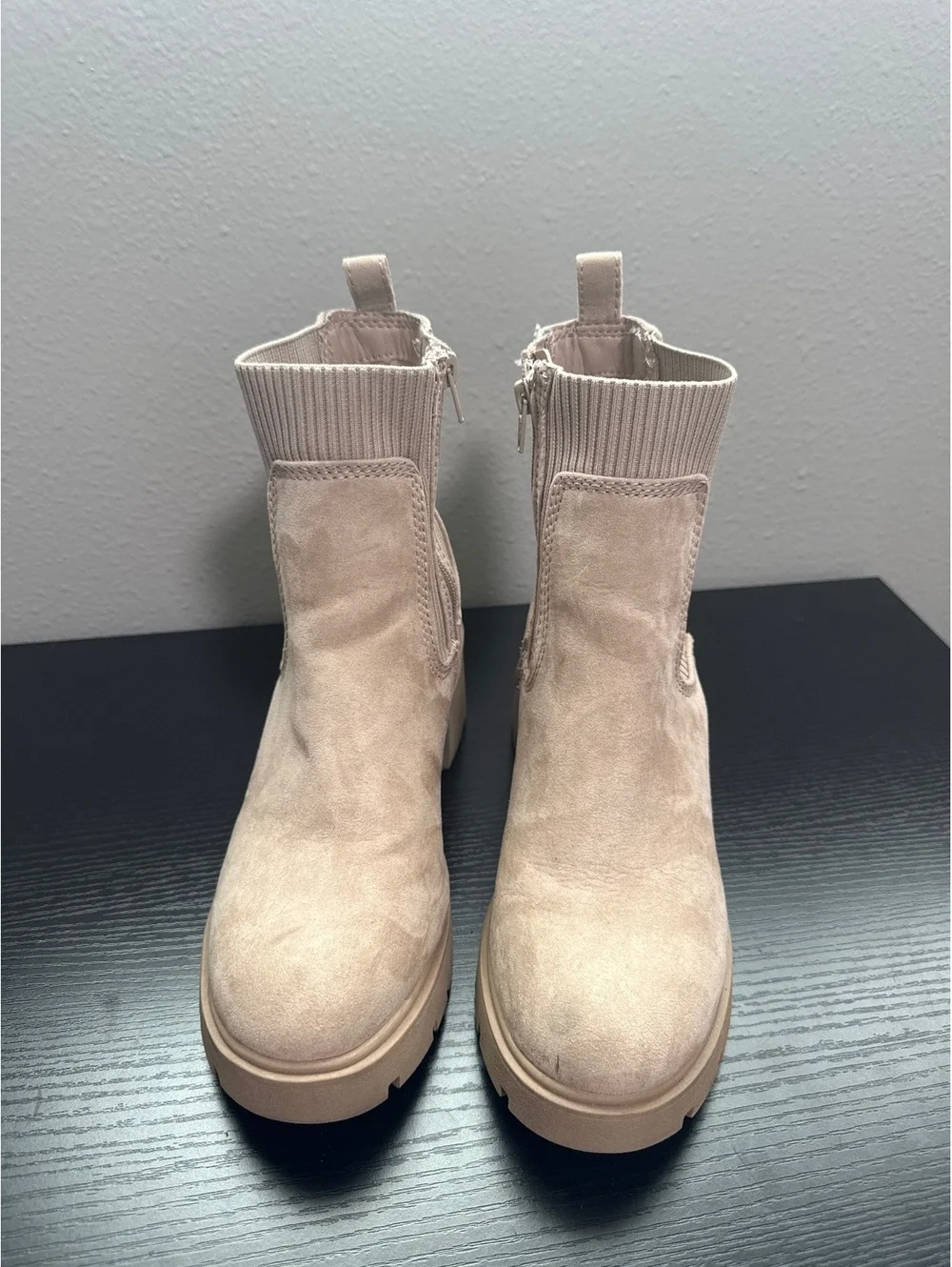 No Boundaries Women's Beige Suede Ankle Boots Size 8